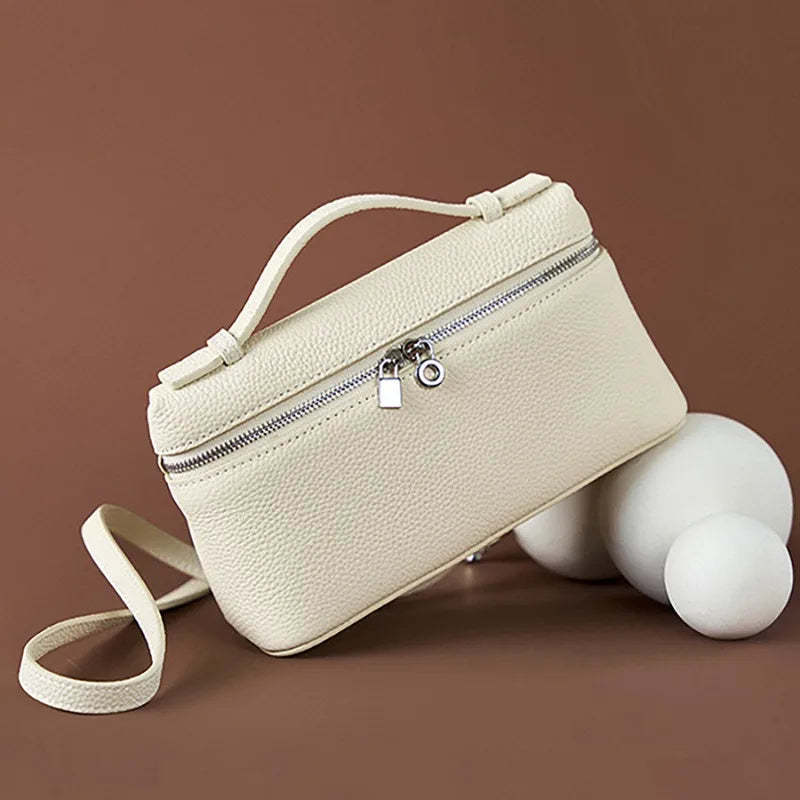Sac bandoulière noir en cuir grainé avec fermeture éclair