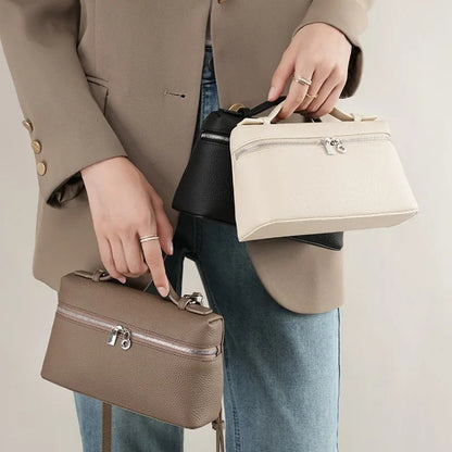 Sac bandoulière noir en cuir grainé avec fermeture éclair